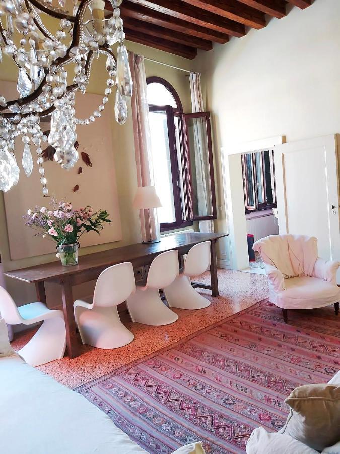 Apartament Gorgeous Venetian With Canal View Wenecja